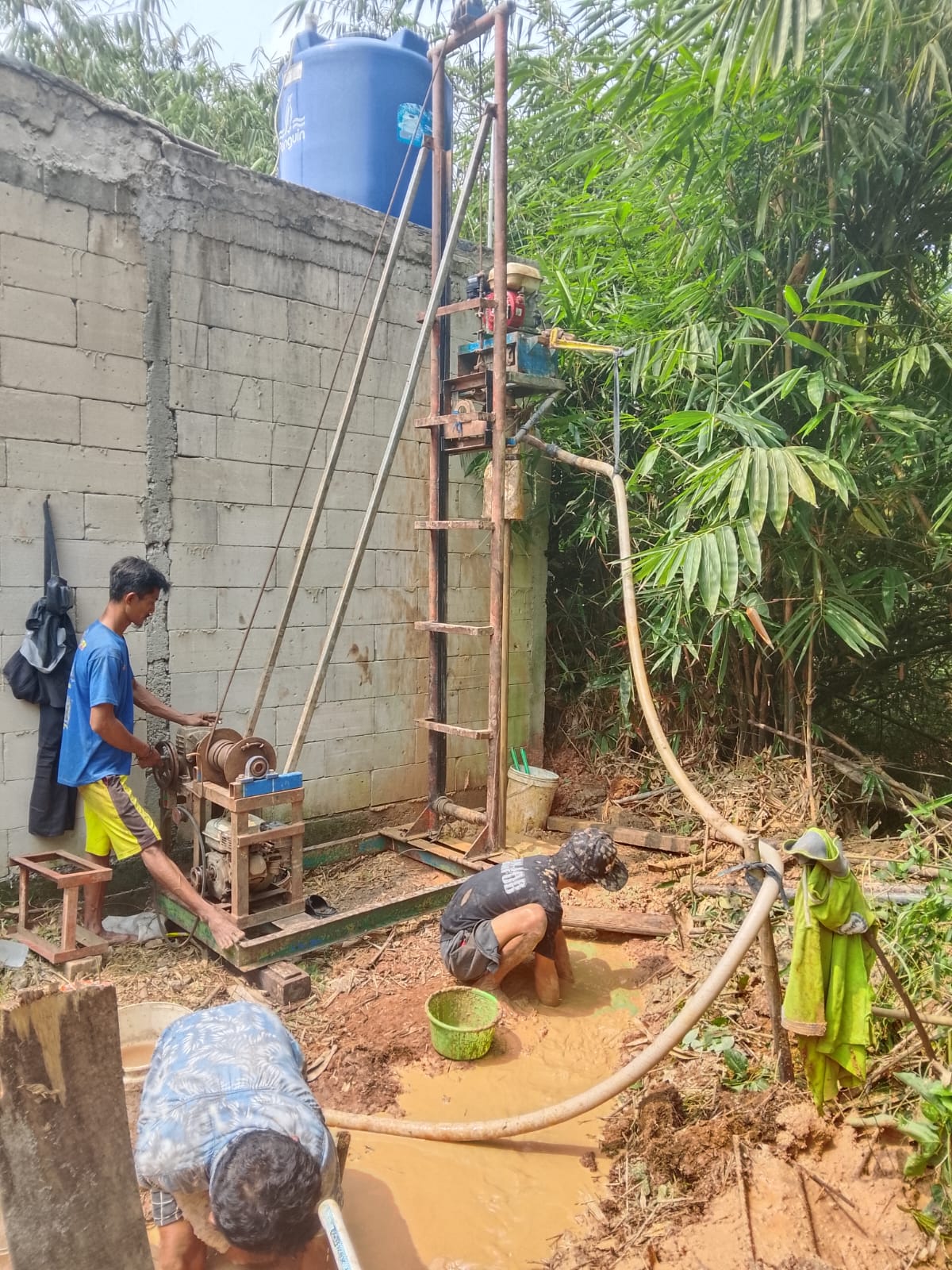 [Dokumentasi tim lapangan]